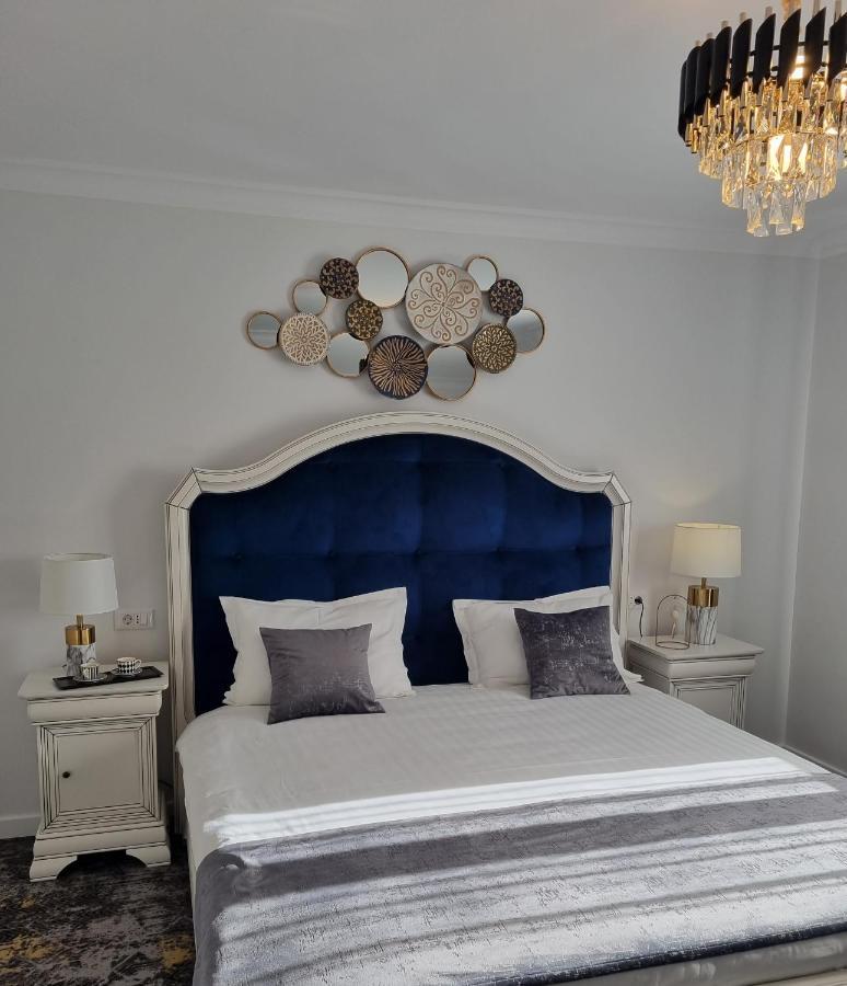 Tesa Boutique Hotel Târgu Neamț Exteriör bild