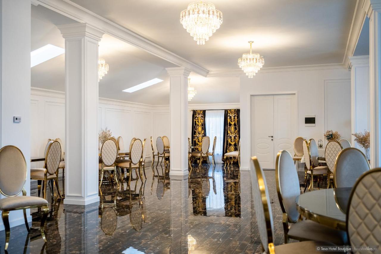 Tesa Boutique Hotel Târgu Neamț Exteriör bild