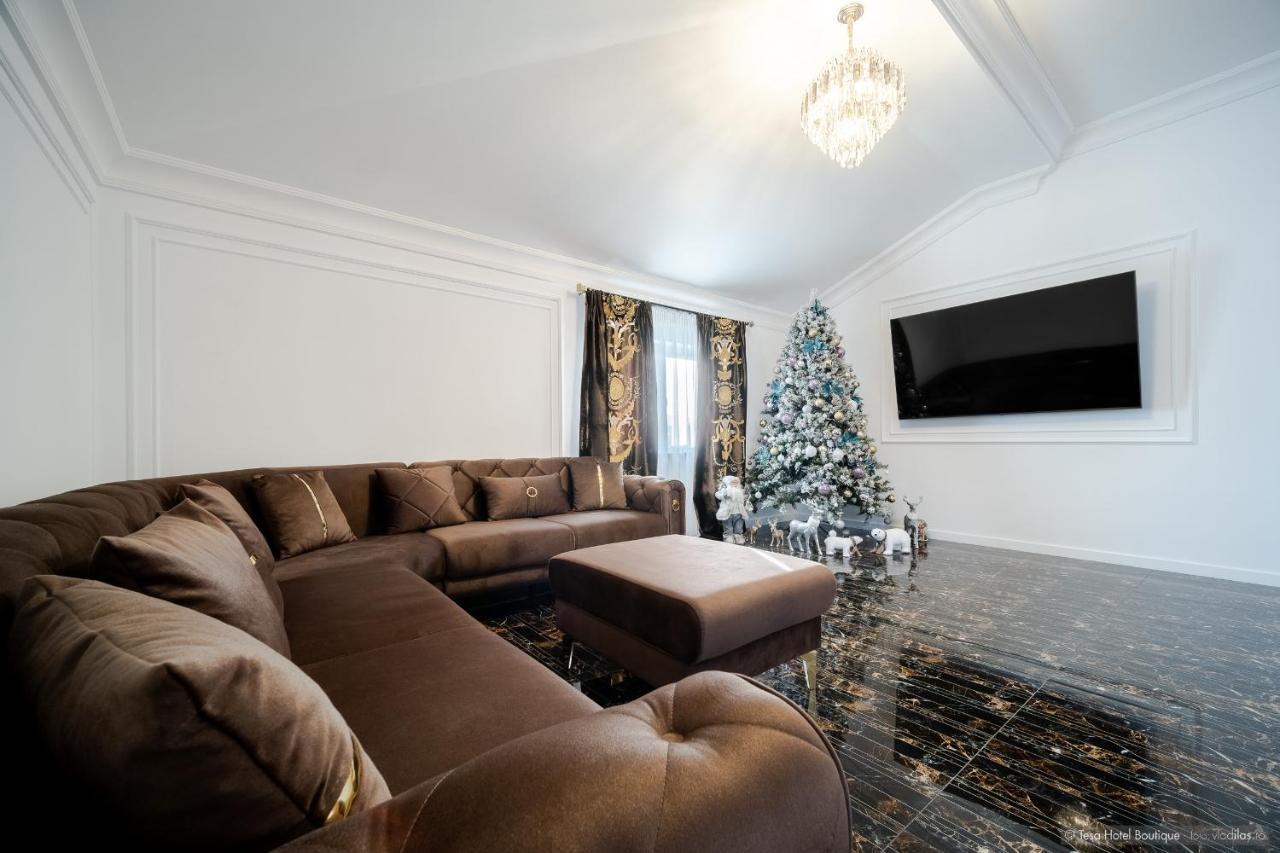 Tesa Boutique Hotel Târgu Neamț Exteriör bild